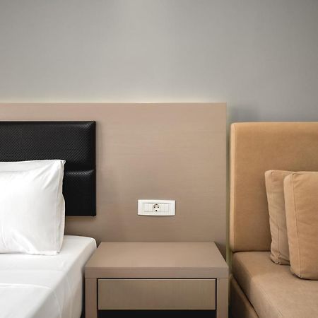 Vice Hotel Laganas Eksteriør billede